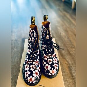 DR MARTENS Pansy Fayre Black White Red Leather 1460 Boots - UK4 / EUR37 - US 6